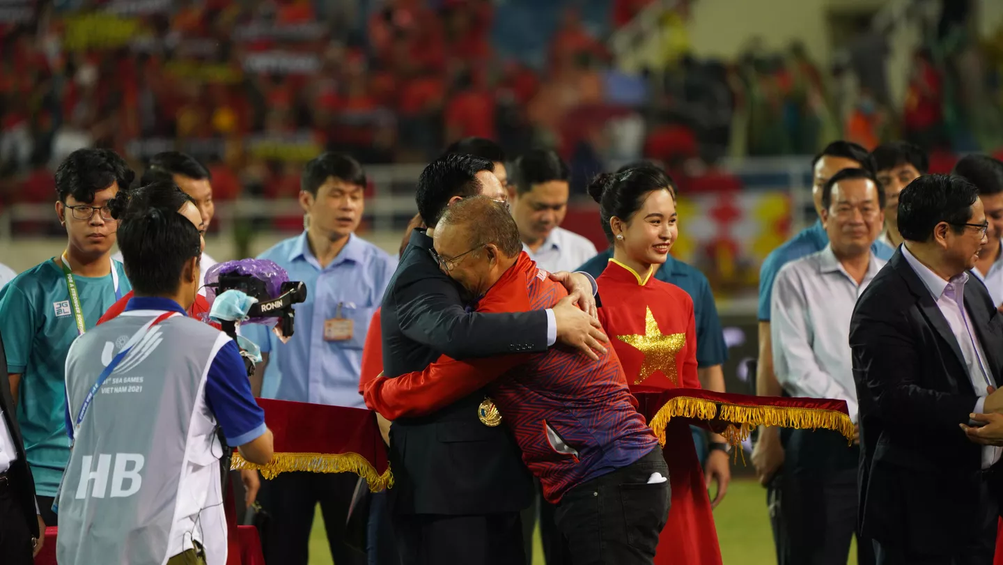 Xúc động Lễ trao huy chương Vàng cho đội tuyển U23 Việt Nam - ảnh 7